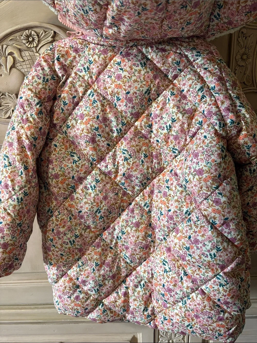 Amazon Essentials Girls Floral Quilted Puffer Jacket - Pink Multi